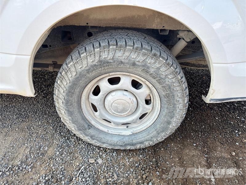 Ford F-150 XL 4x2 Pickup Ostalo