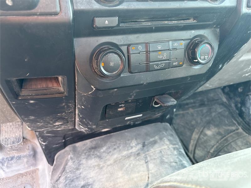Ford F-150 XL 4x2 Pickup Ostalo