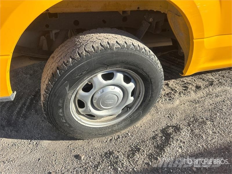 Ford F-150 XL 4x2 Pickup Other