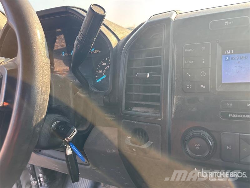 Ford F-150 XL 4x2 Pickup Ostalo
