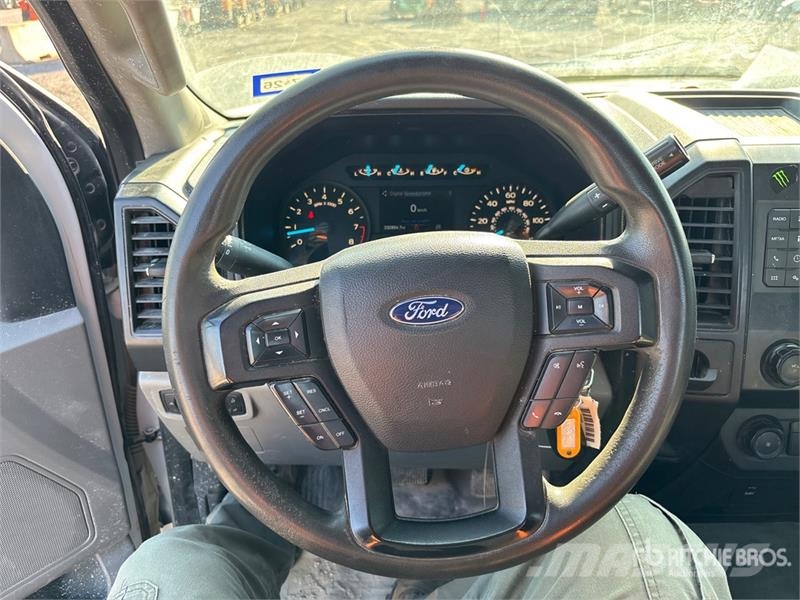 Ford F-150 XL 4x2 Pickup Furgoni altro