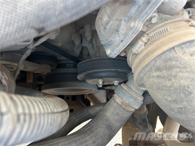 Ford F-150 XL 4x4 Crew Cab Pickup Diger