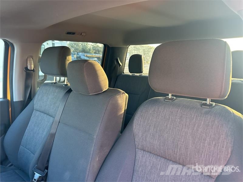 Ford F-150 XL 4x4 Crew Cab Pickup Diger