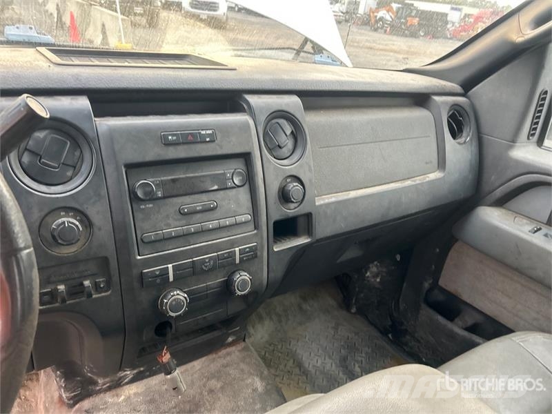 Ford F-150 XL 4x4 Crew Cab Pickup Citi