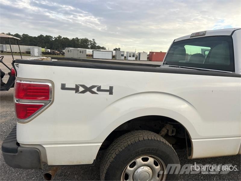 Ford F-150 XL 4x4 Crew Cab Pickup Citi