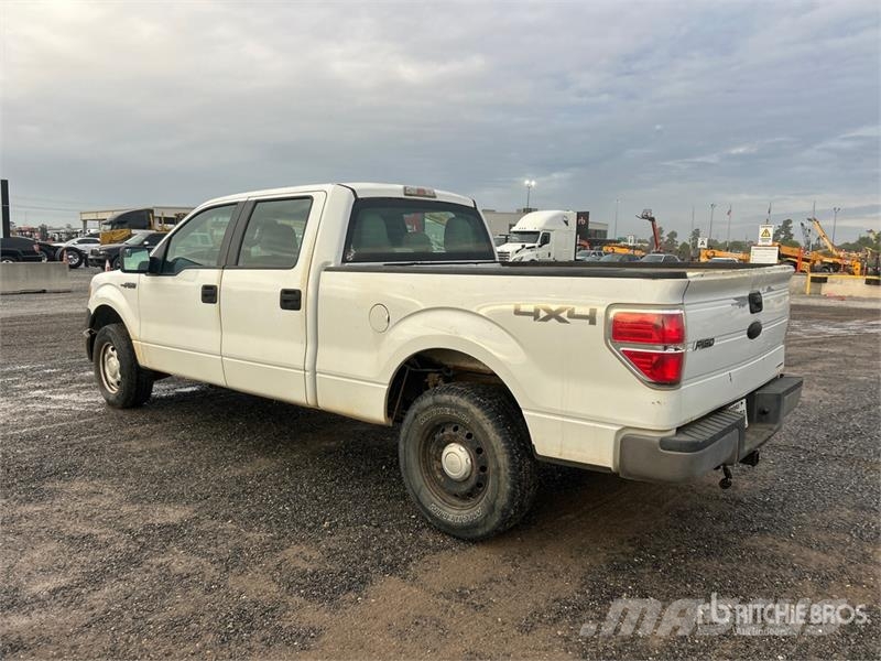 Ford F-150 XL 4x4 Crew Cab Pickup Citi