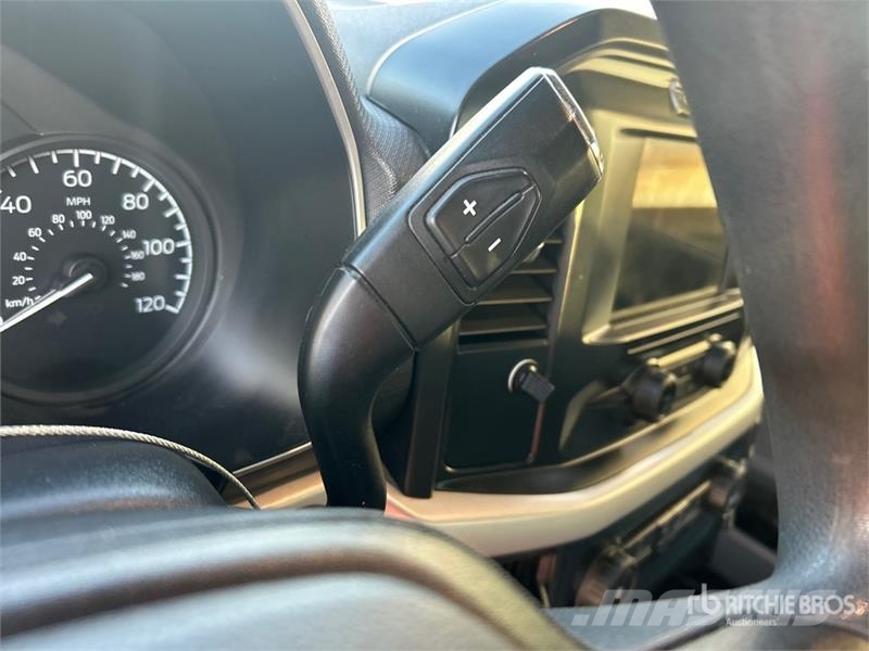 Ford F-150 XL 4x4 Extended Cab Pickup Drugi