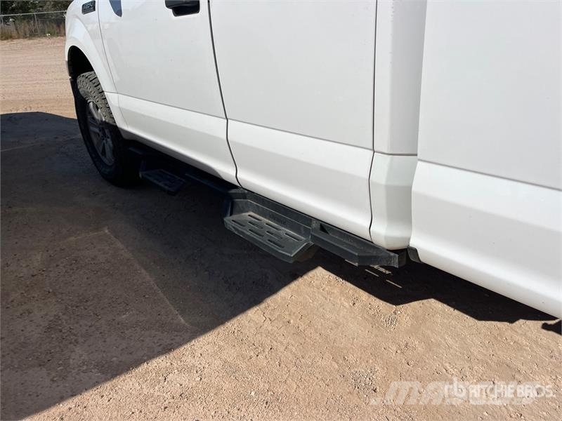 Ford F-150 XL 4x4 Extended Cab Pickup 其他
