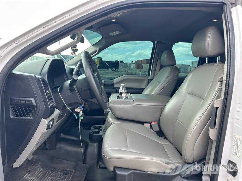 Ford F-150 XL 4x4 Extended Cab Pickup Otras furgonetas