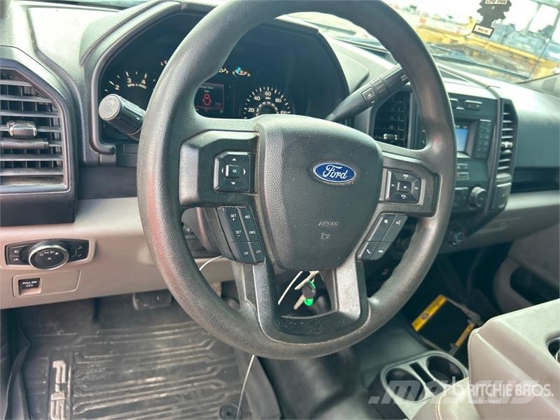 Ford F-150 XL 4x4 Extended Cab Pickup Otras furgonetas