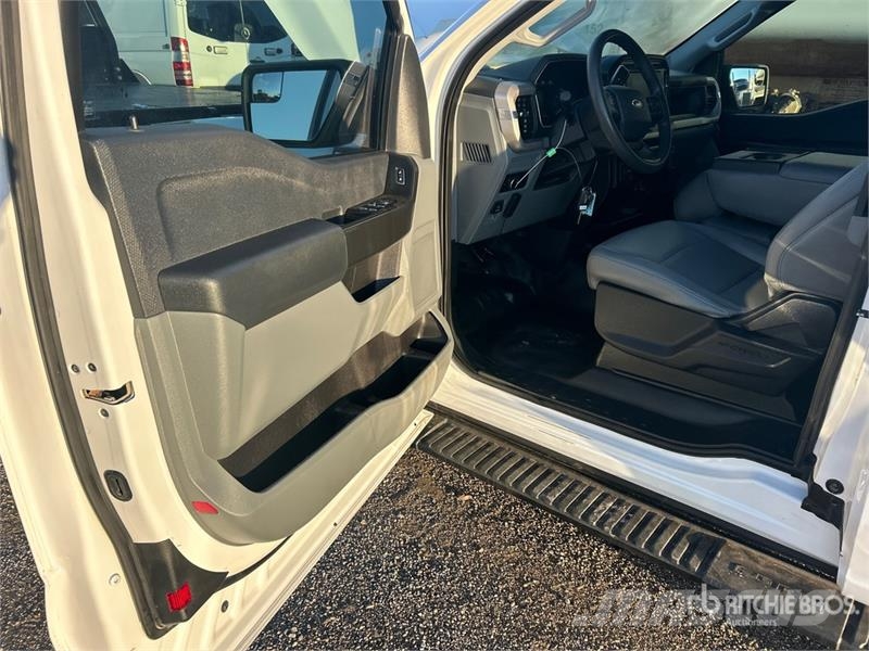 Ford F-150 XL 4x4 Extended Cab Pickup Drugi