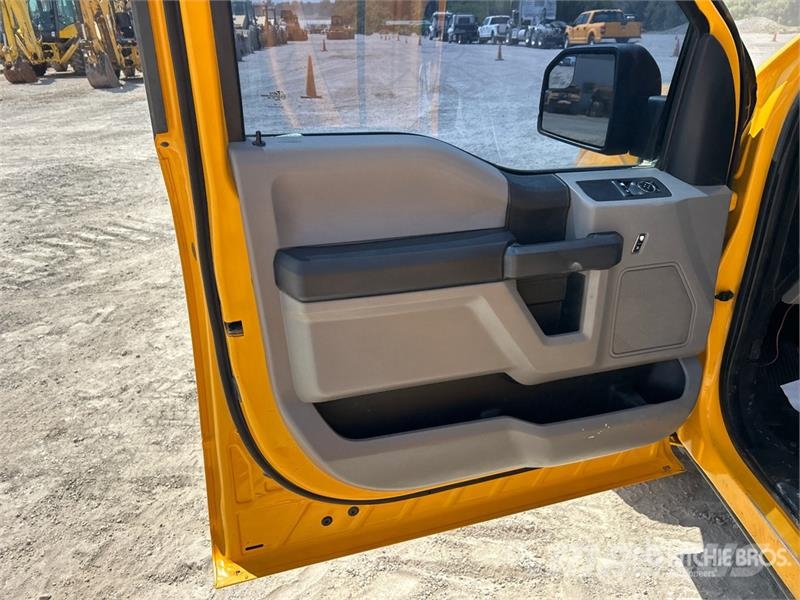 Ford F-150 XL 4x4 Pickup Andre varebiler