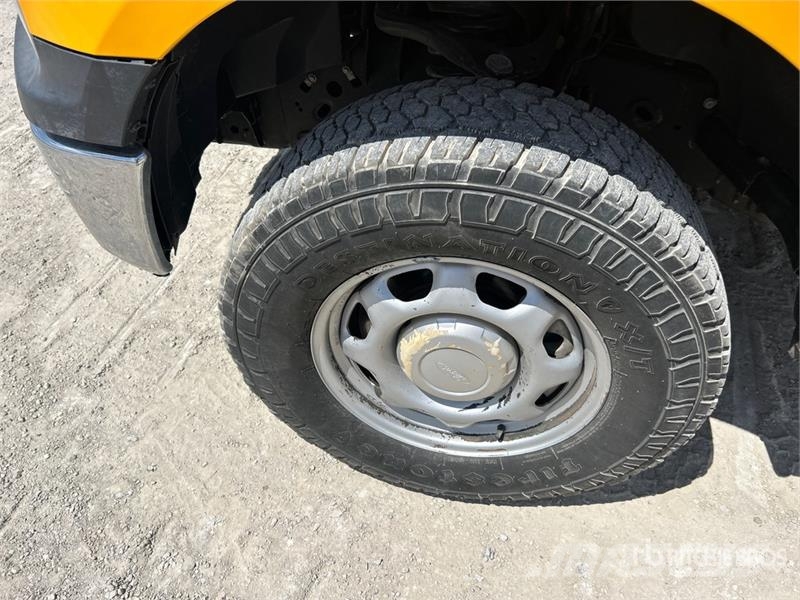 Ford F-150 XL 4x4 Pickup Andre varebiler