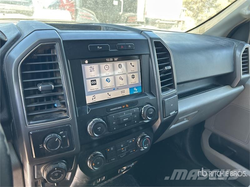 Ford F-150 XLT 4x2 Crew Cab Pickup Övriga bilar