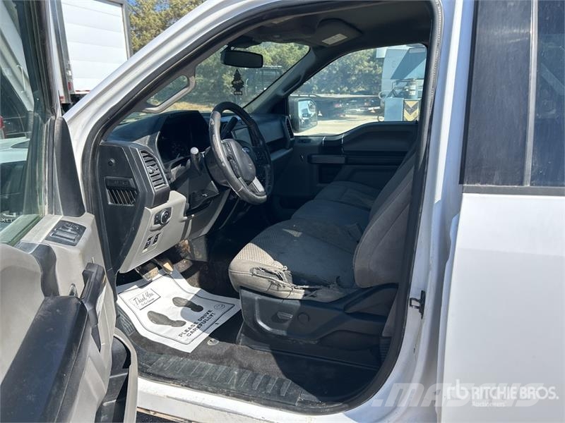 Ford F-150 XLT 4x2 Crew Cab Pickup Övriga bilar