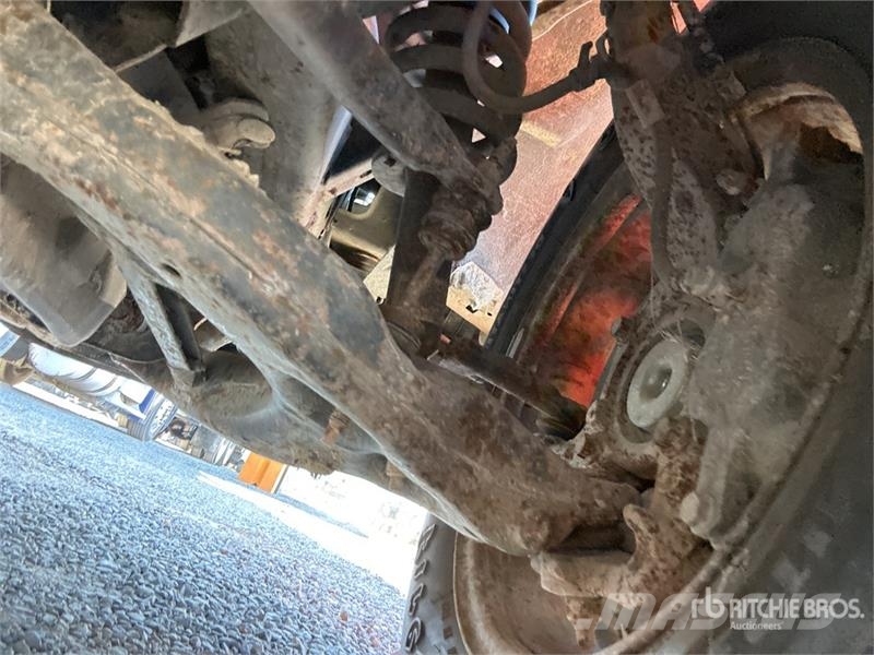Ford F-150 XLT 4x2 Crew Cab Pickup 其他