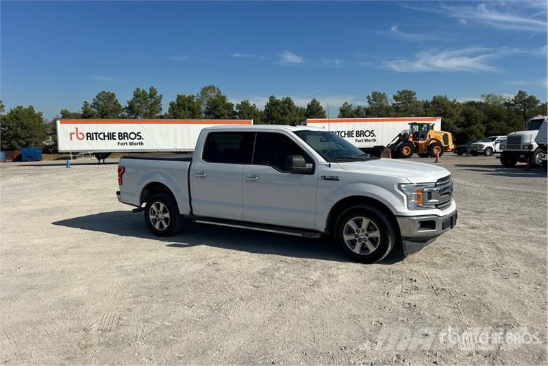 Ford F-150 XLT 4x2 Crew Cab Pickup Otros