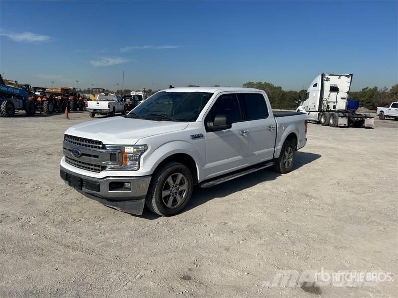 Ford F-150 XLT 4x2 Crew Cab Pickup Otros