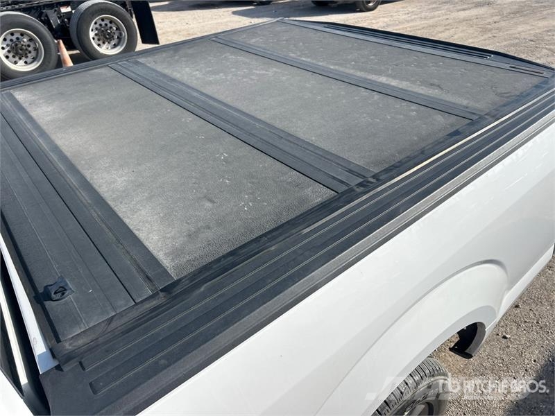 Ford F-150 XLT 4x2 Crew Cab Pickup Otros