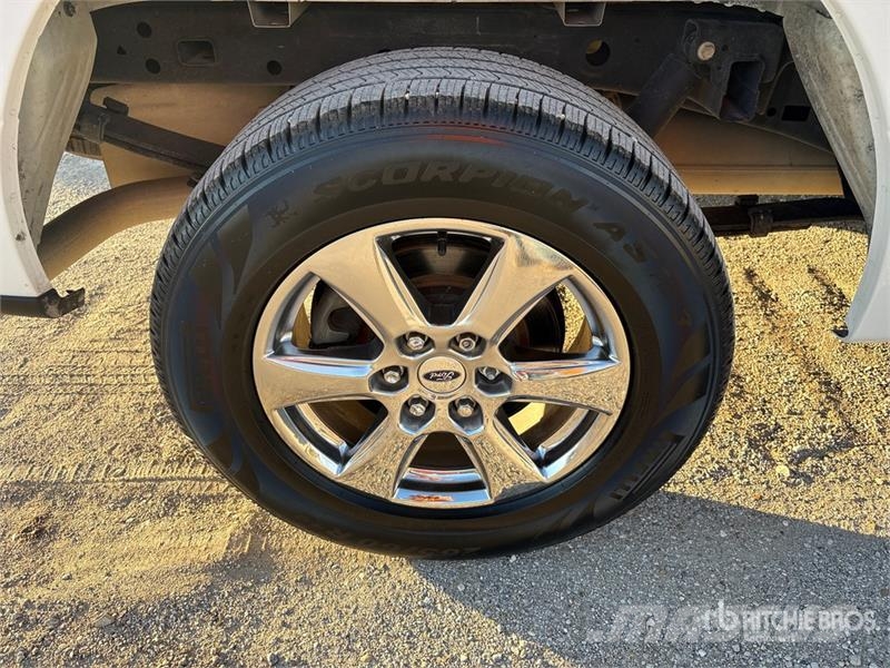 Ford F-150 XLT 4x2 Crew Cab Pickup Ostalo