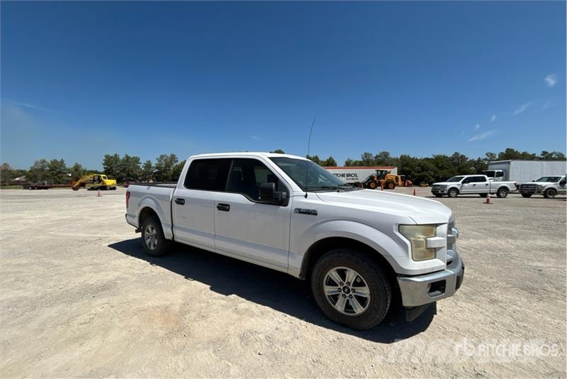 Ford F-150 XLT 4x2 Crew Cab Pickup 其他