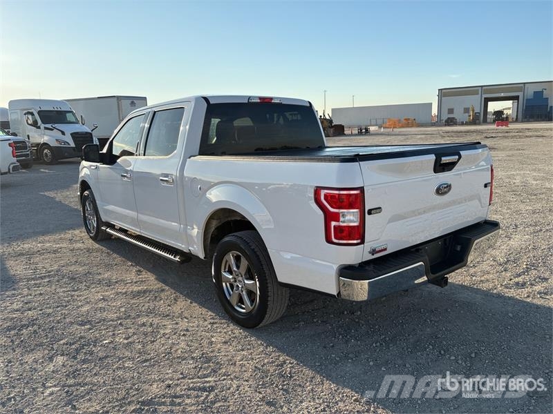 Ford F-150 XLT 4x2 Crew Cab Pickup Ostalo