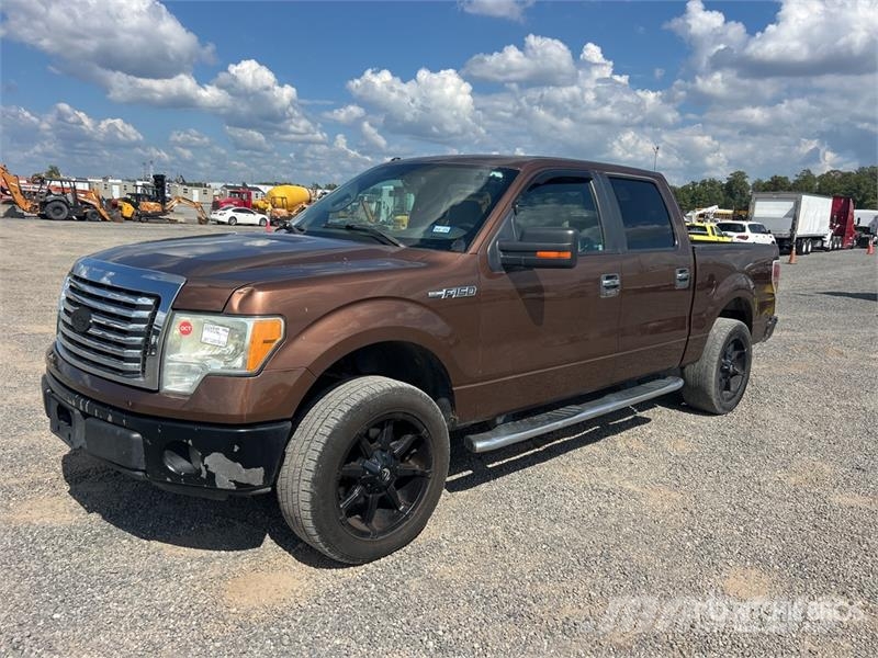 Ford F-150 XLT 4x2 Crew Cab Pickup Drugi
