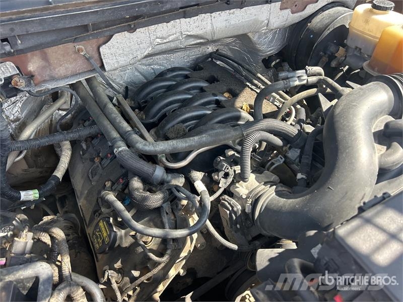 Ford F-150 XLT 4x2 Crew Cab Pickup Drugi