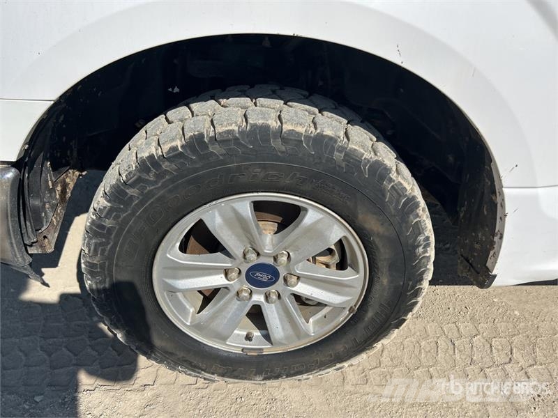 Ford F-150 XLT 4x2 Crew Cab Pickup Övriga bilar