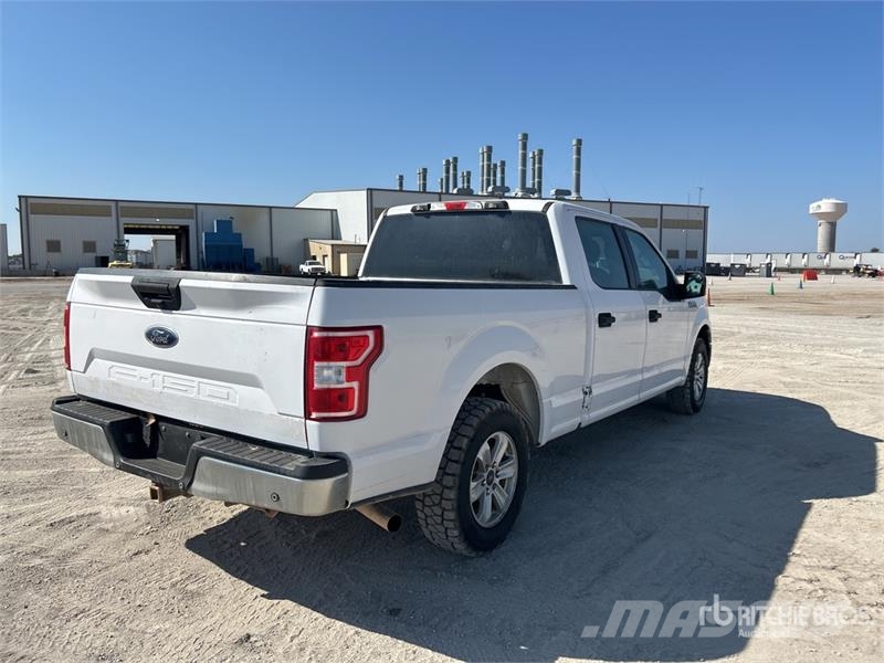 Ford F-150 XLT 4x2 Crew Cab Pickup Övriga bilar