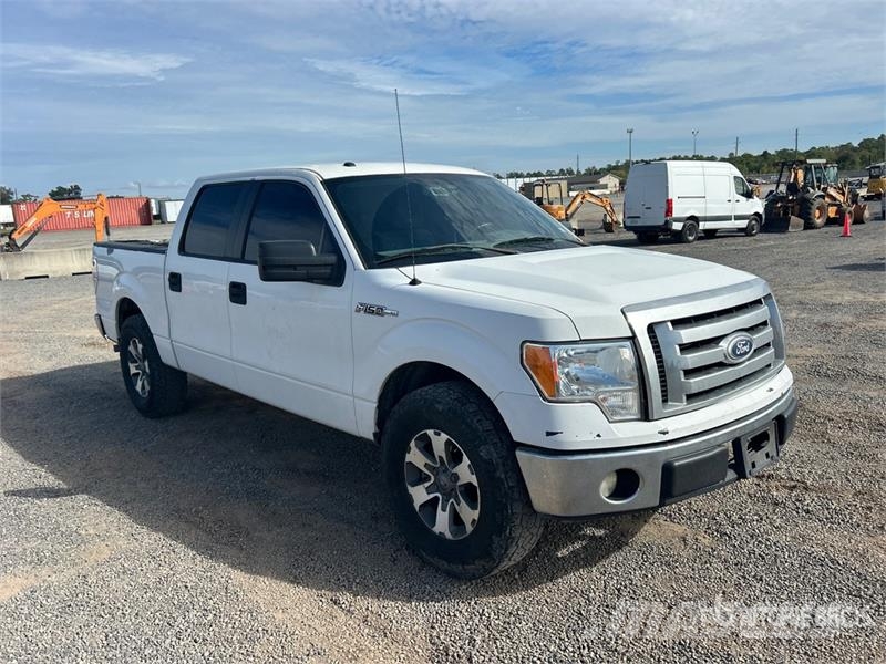 Ford F-150 XLT 4x2 Crew Cab Pickup Citi
