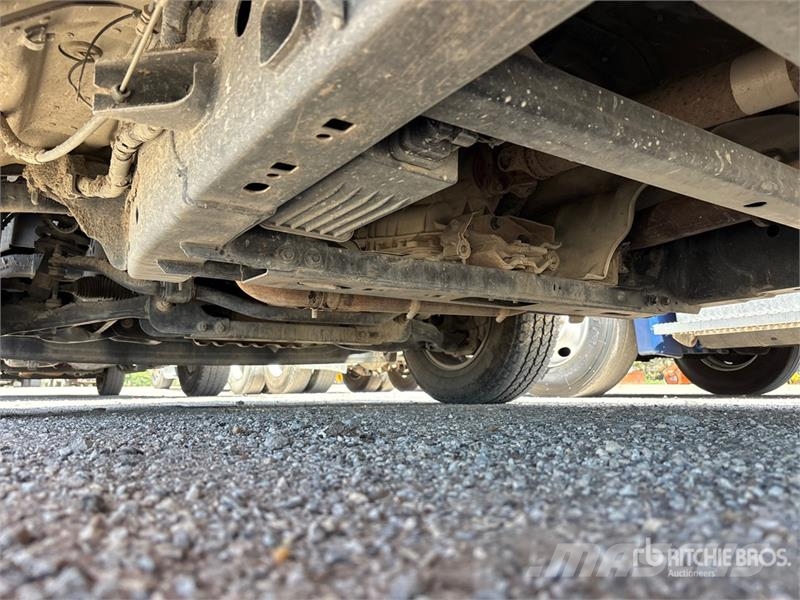 Ford F-150 XLT 4x2 Crew Cab Pickup 其他