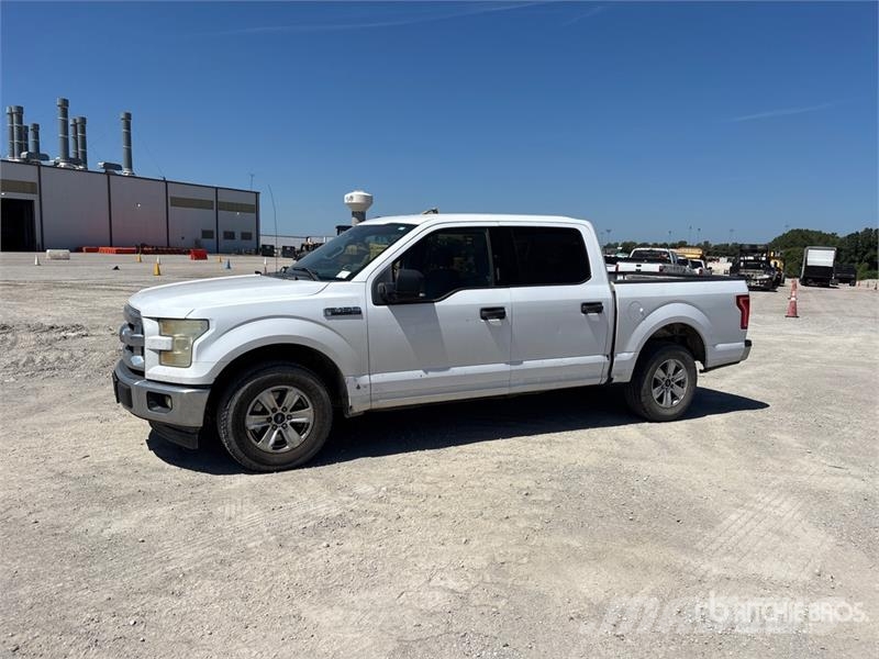 Ford F-150 XLT 4x2 Crew Cab Pickup 其他