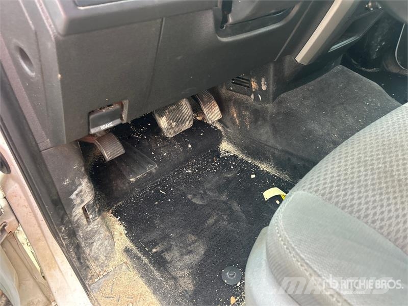 Ford F-150 XLT 4x2 Crew Cab Pickup 其他