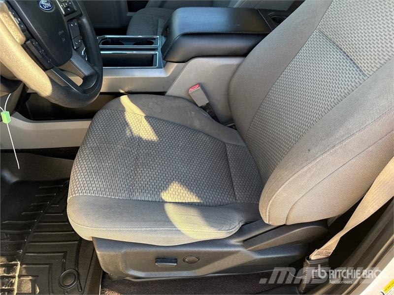 Ford F-150 XLT 4x2 Crew Cab Pickup Ostalo