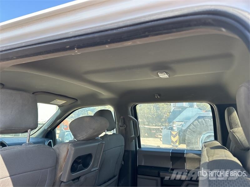 Ford F-150 XLT 4x2 Crew Cab Pickup Övriga bilar