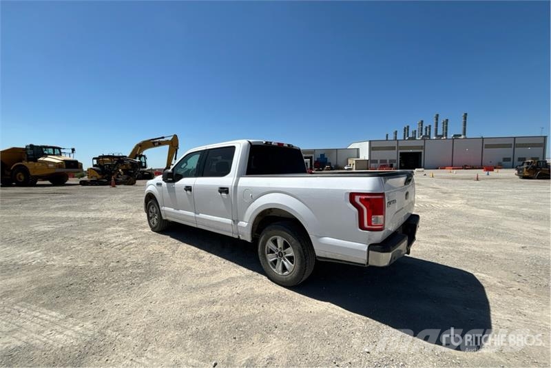 Ford F-150 XLT 4x2 Crew Cab Pickup 其他