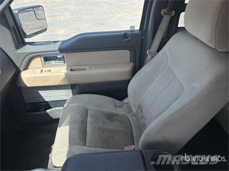 Ford F-150 XLT 4x2 Crew Cab Pickup Drugi