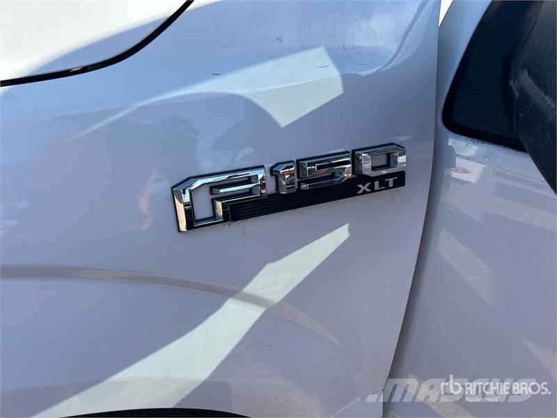 Ford F-150 XLT 4x2 Crew Cab Pickup Otros