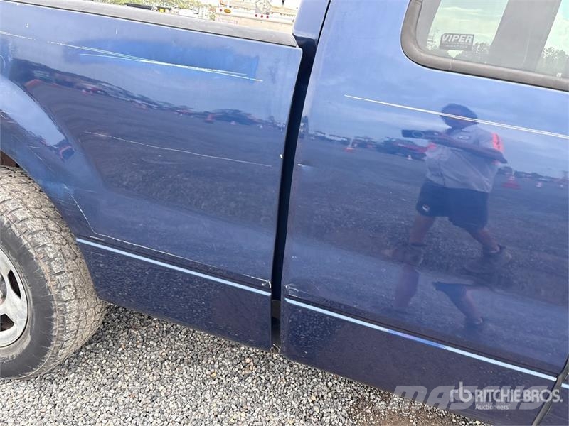 Ford F-150 XLT 4x2 Extended Cab Pickup Прочие фургоны