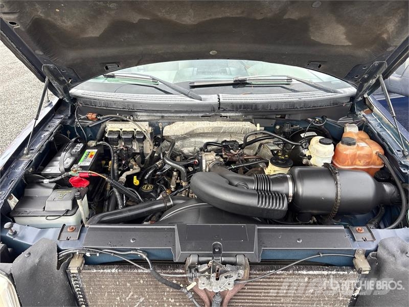 Ford F-150 XLT 4x2 Extended Cab Pickup Прочие фургоны