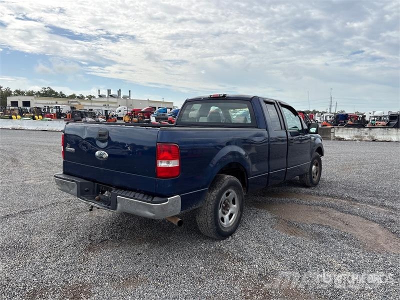 Ford F-150 XLT 4x2 Extended Cab Pickup Прочие фургоны