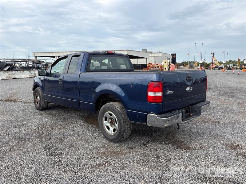 Ford F-150 XLT 4x2 Extended Cab Pickup Прочие фургоны