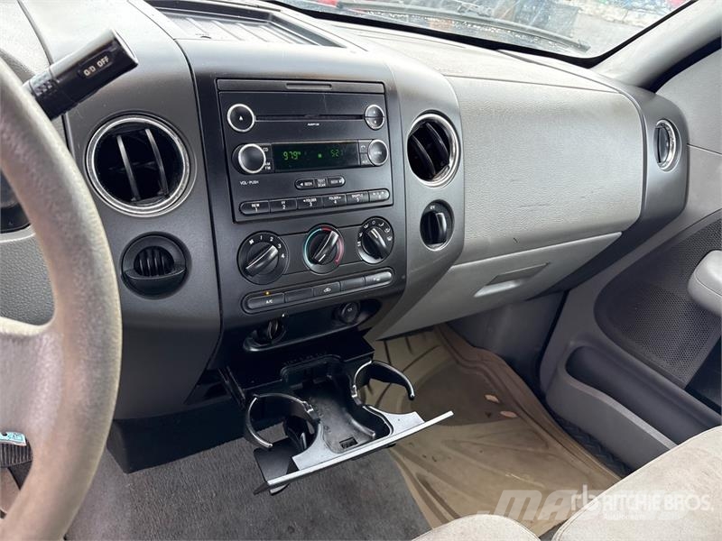 Ford F-150 XLT 4x2 Extended Cab Pickup Прочие фургоны