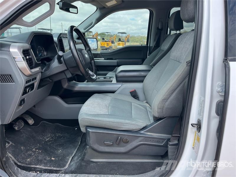 Ford F-150 XLT 4x4 Crew Cab Pickup Drugi