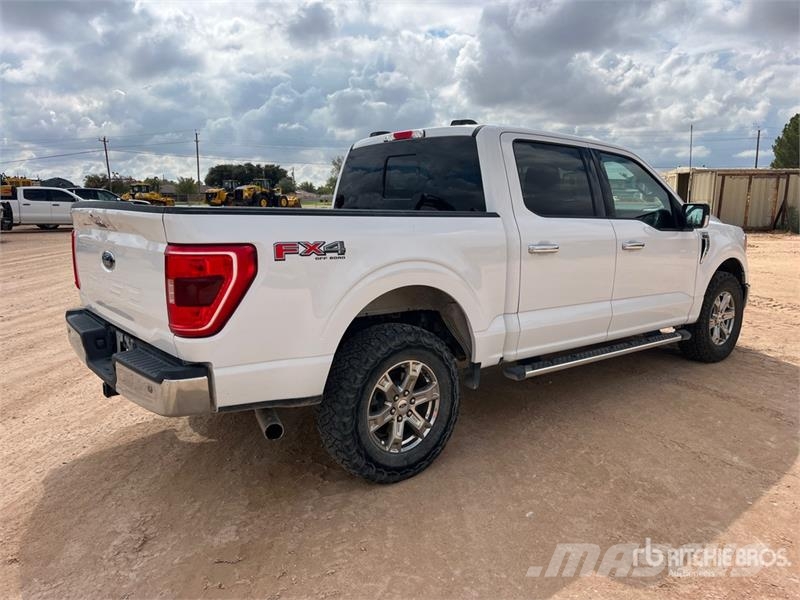 Ford F-150 XLT 4x4 Crew Cab Pickup Drugi