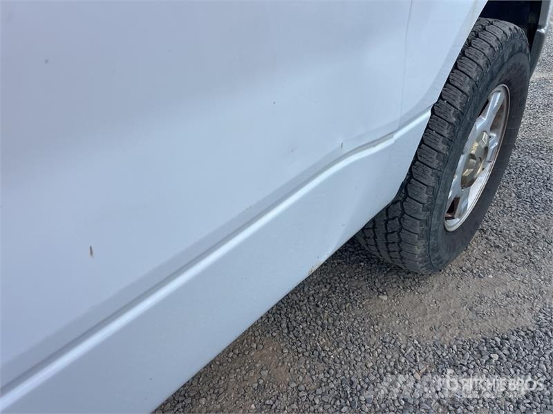 Ford F-150 XLT 4x4 Crew Cab Pickup Egyéb