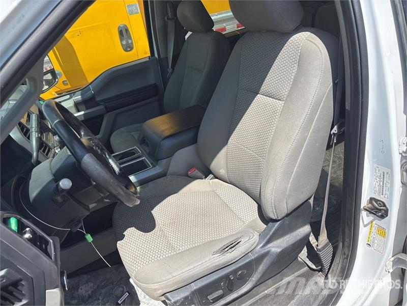 Ford F-150 XLT 4x4 Crew Cab Pickup Övriga bilar
