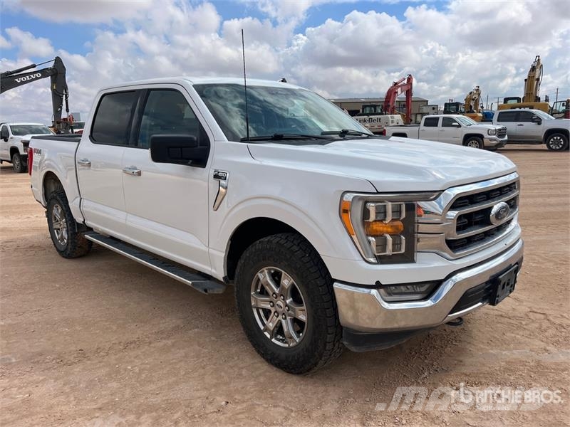 Ford F-150 XLT 4x4 Crew Cab Pickup Drugi