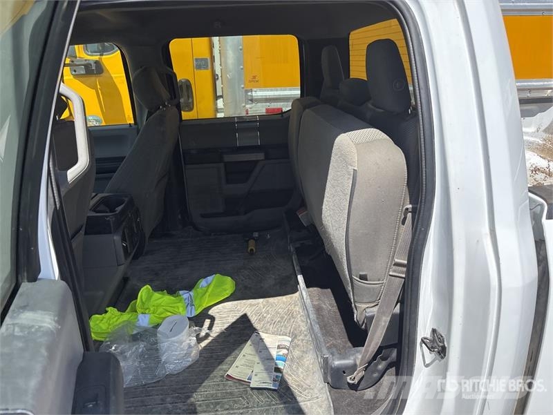Ford F-150 XLT 4x4 Crew Cab Pickup Övriga bilar